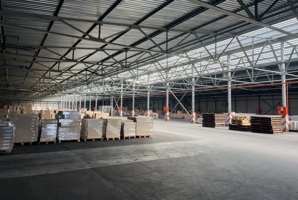 Inventory overflow pallet storage without operational headaches in Rochester, NY